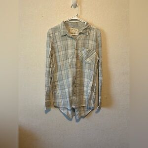 Girl Krazy | Light Blue Plaid Casual Shirt | Size Large